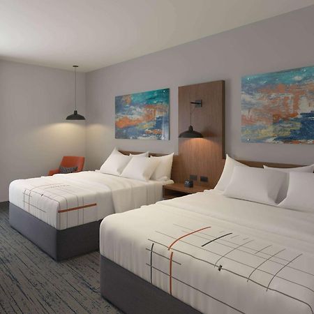 La Quinta Inn & Suites By Wyndham Chattanooga Downtown/South Екстериор снимка