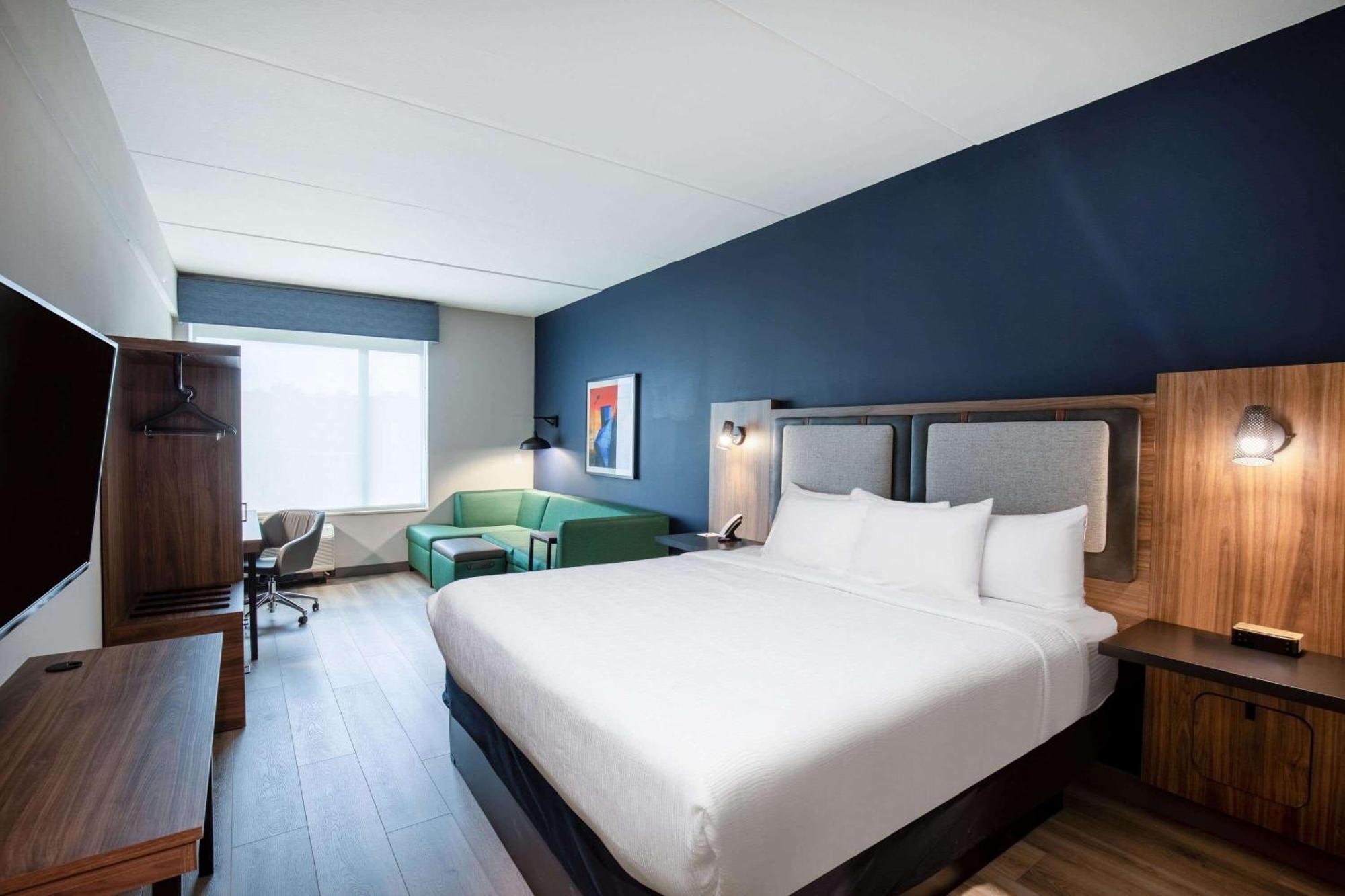 La Quinta Inn & Suites By Wyndham Chattanooga Downtown/South Екстериор снимка