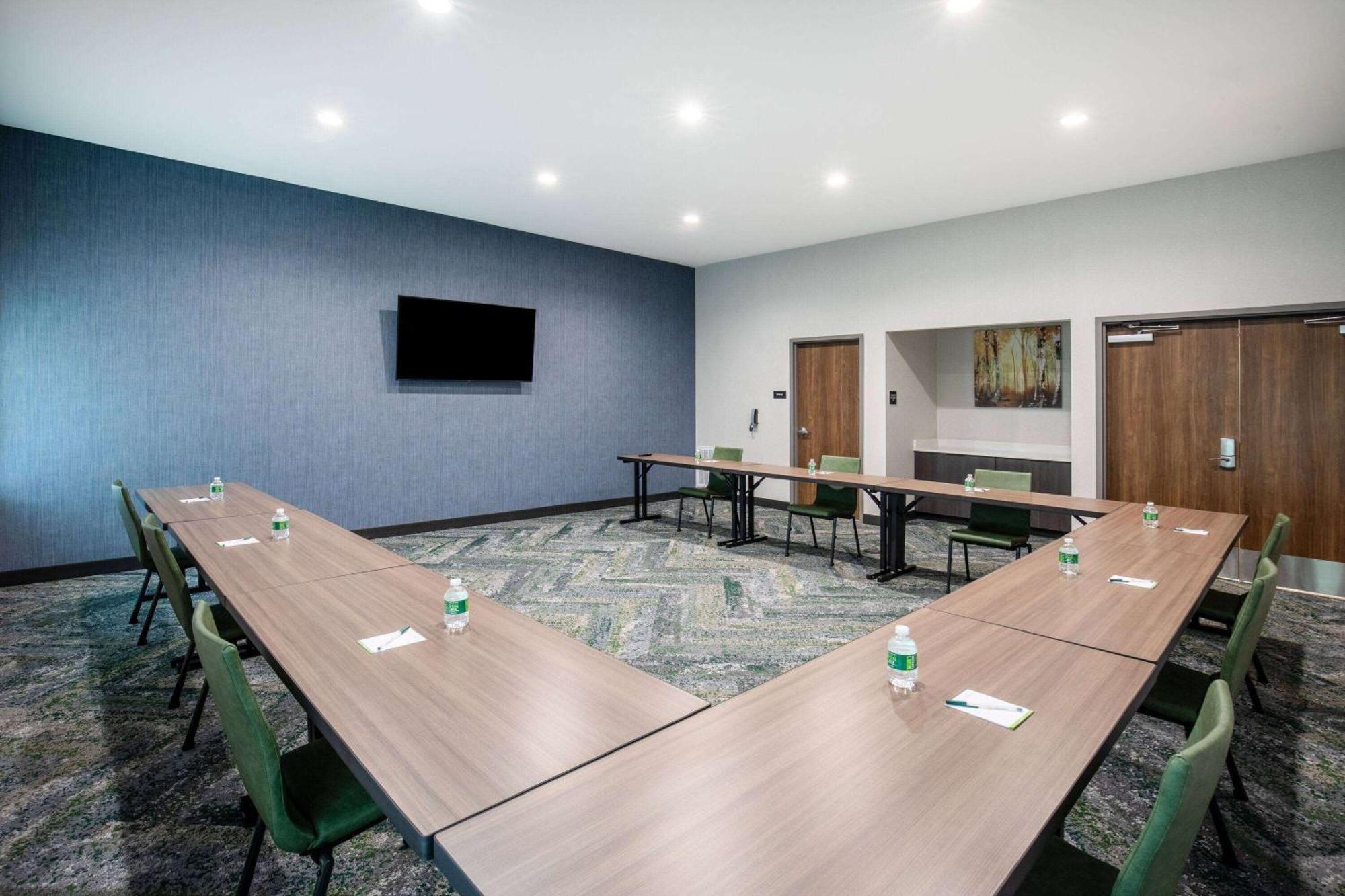 La Quinta Inn & Suites By Wyndham Chattanooga Downtown/South Екстериор снимка