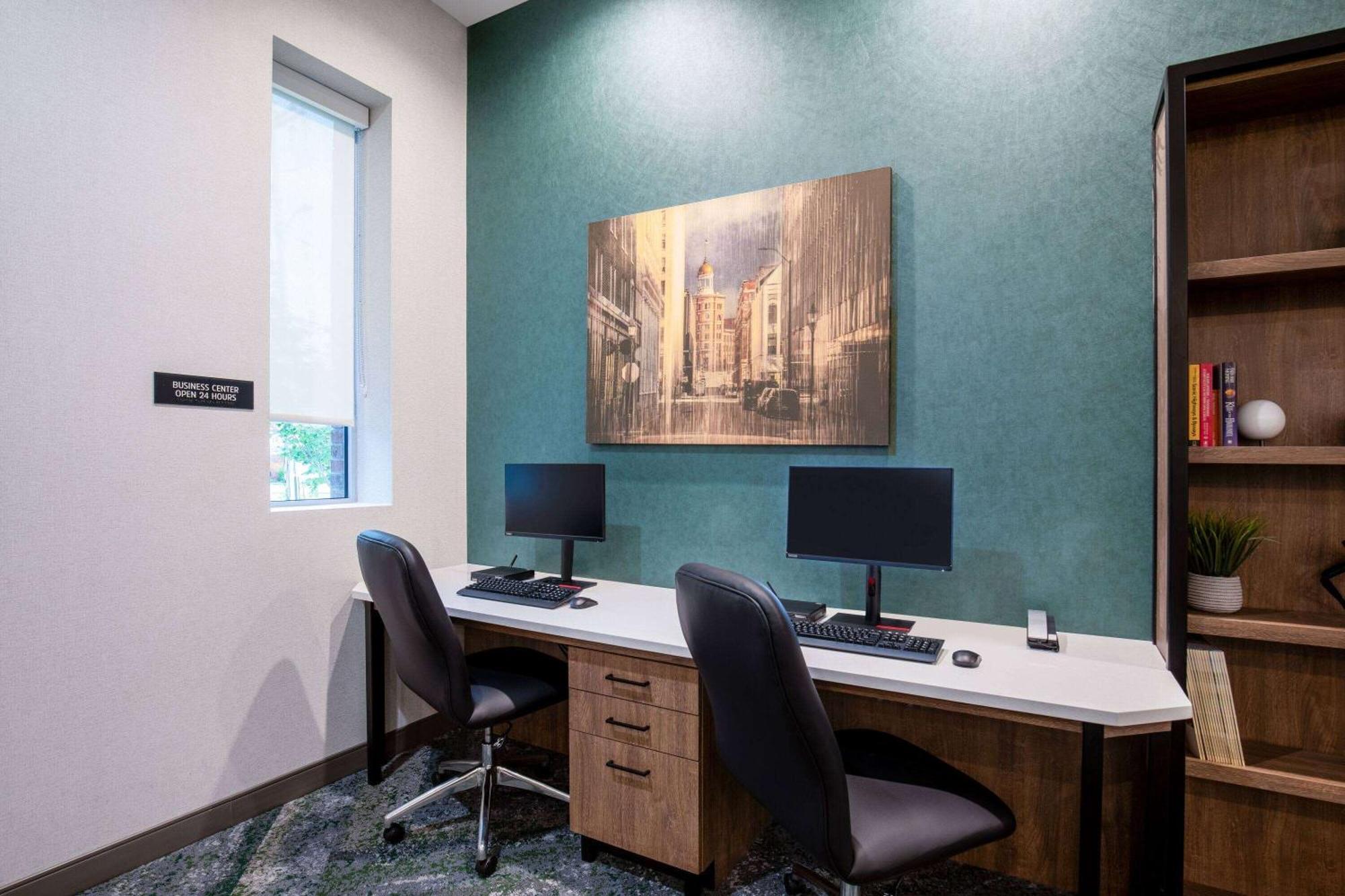 La Quinta Inn & Suites By Wyndham Chattanooga Downtown/South Екстериор снимка